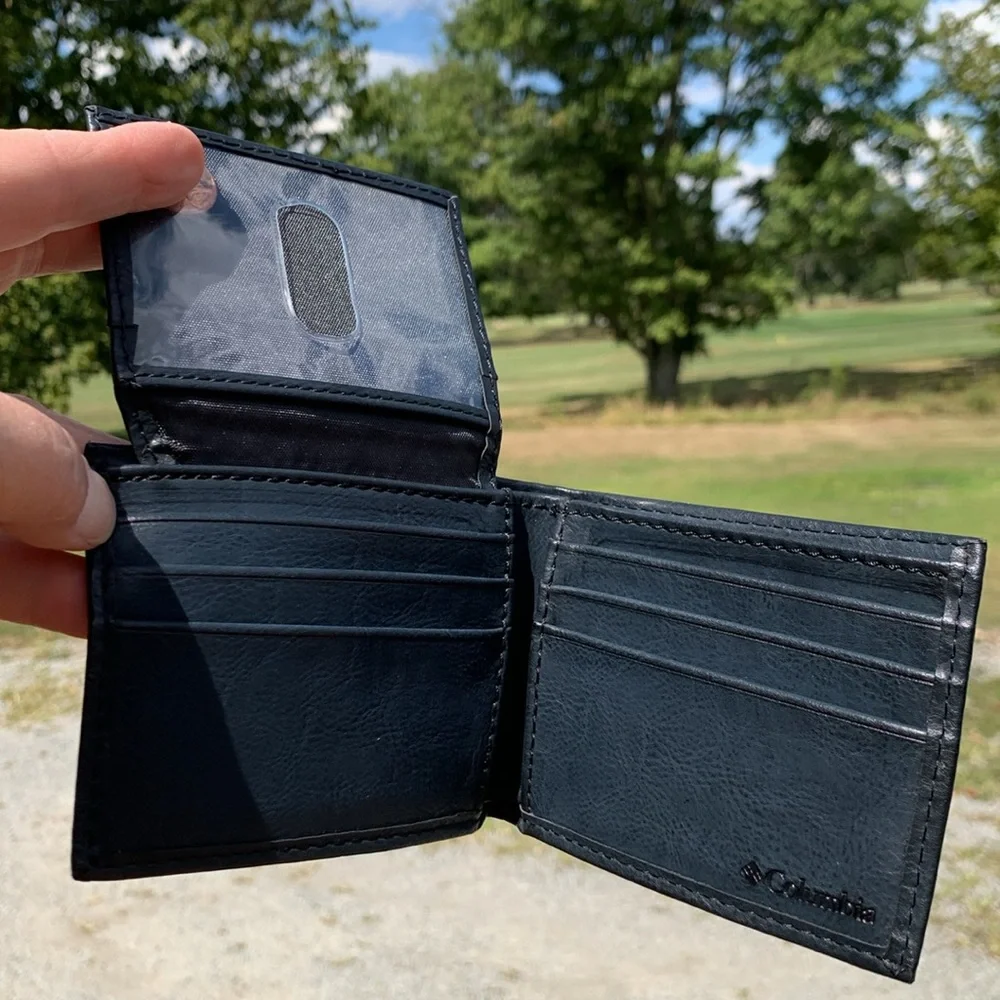 Columbia bi Slim Black Leather, Wilsons tri Brown Leather lot of 2 Wallets